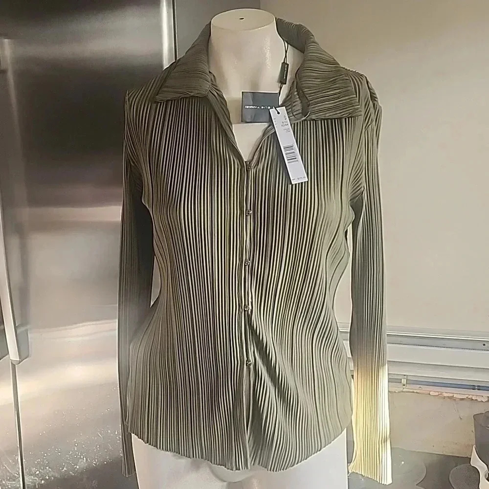 ELIE TAHARI RIBBED BUTTON FRONT BLOUSE SIZE S